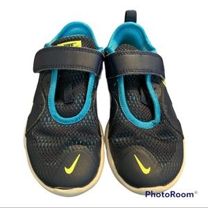 Boy Nike Shoe-Size 12C